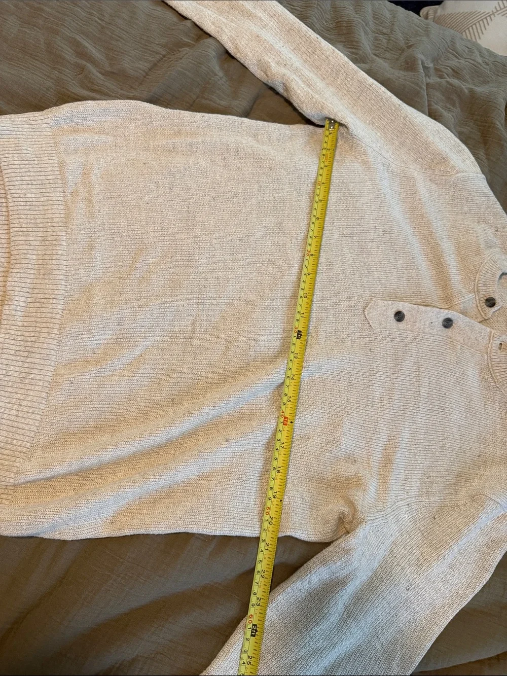 Banana Republic Light Cream Crewneck Sweater